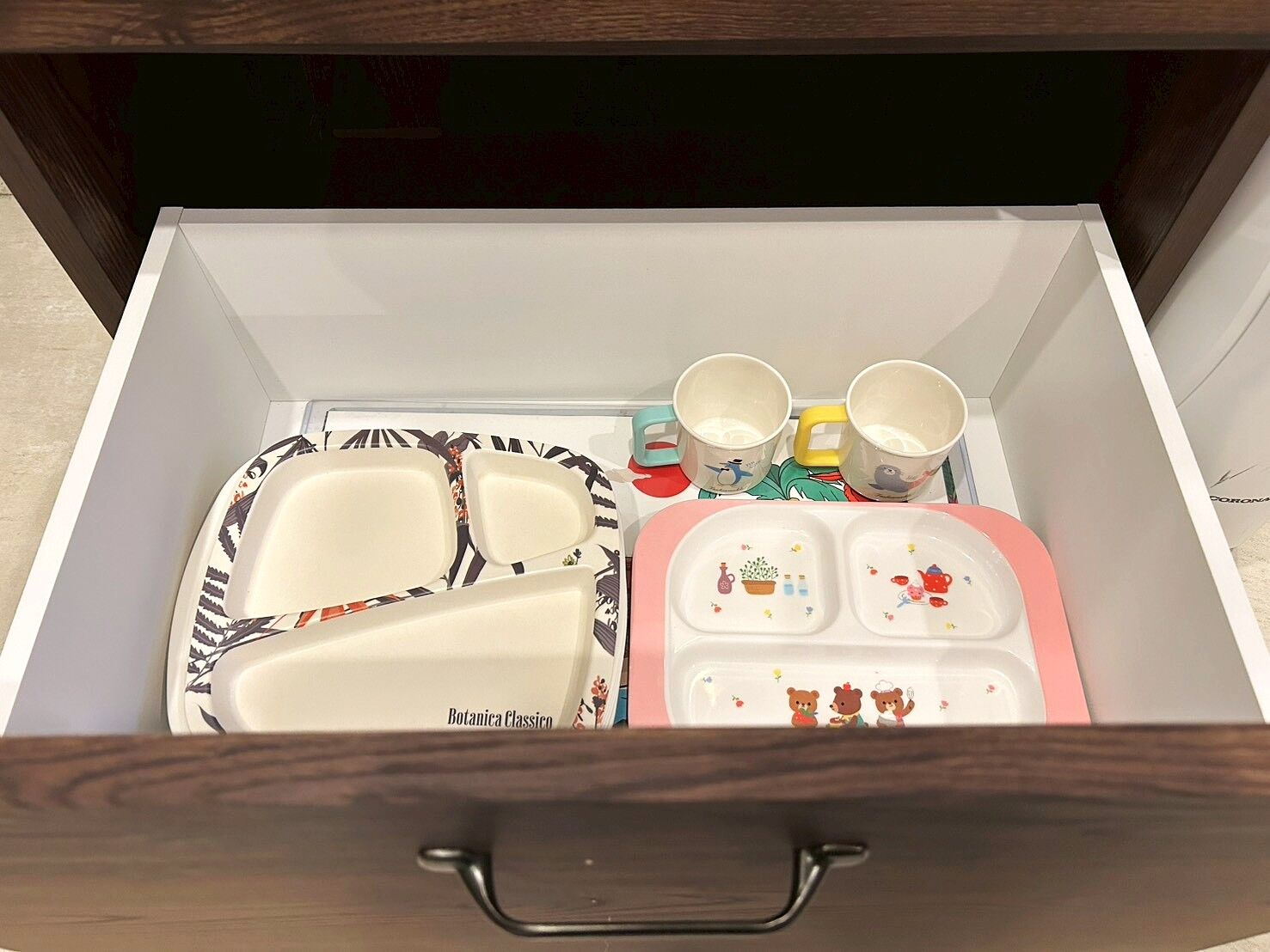 お子様用　食器