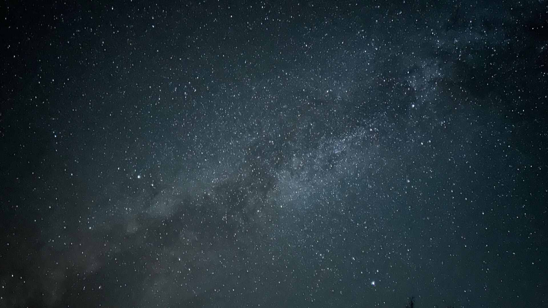宮古島の空を流れる天の川🌌